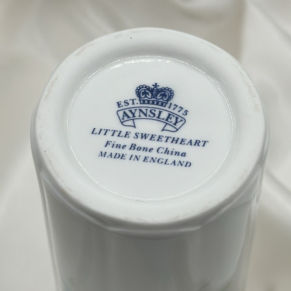 Ainsley Little Sweetheart Bud Base - Picture 6 of 7